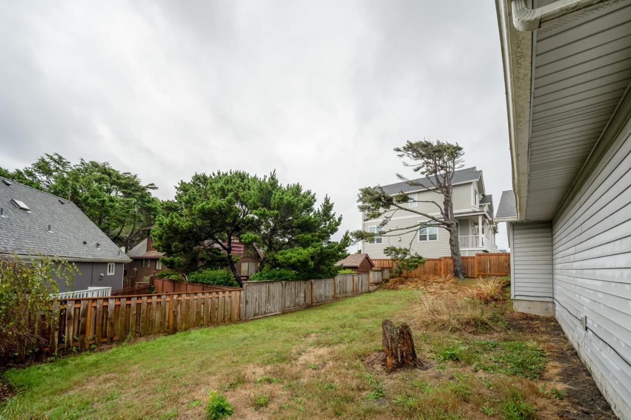 Captain Bill'S Beachhouse Lincoln City Bagian luar foto