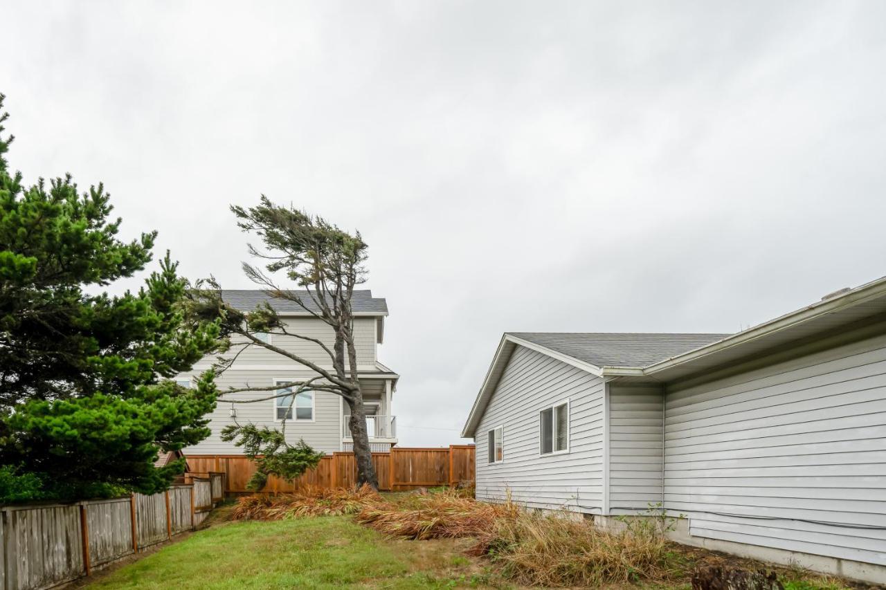 Captain Bill'S Beachhouse Lincoln City Bagian luar foto